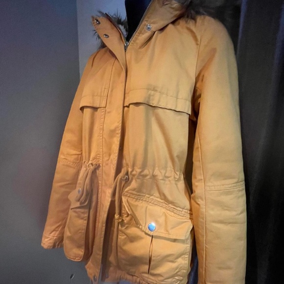 H&M fur puffer jacket - Picture 3 of 4